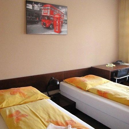 Hotel Bila Ruze Brno Ngoại thất bức ảnh