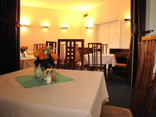 Hotel Bila Ruze Brno Ngoại thất bức ảnh
