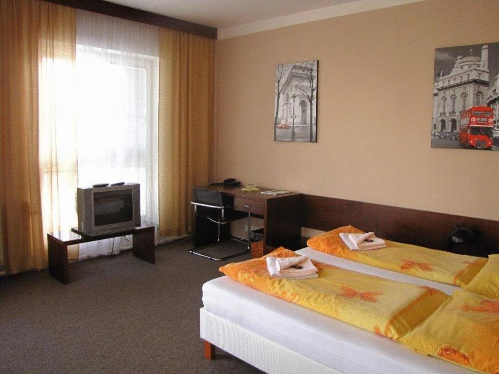 Hotel Bila Ruze Brno Ngoại thất bức ảnh