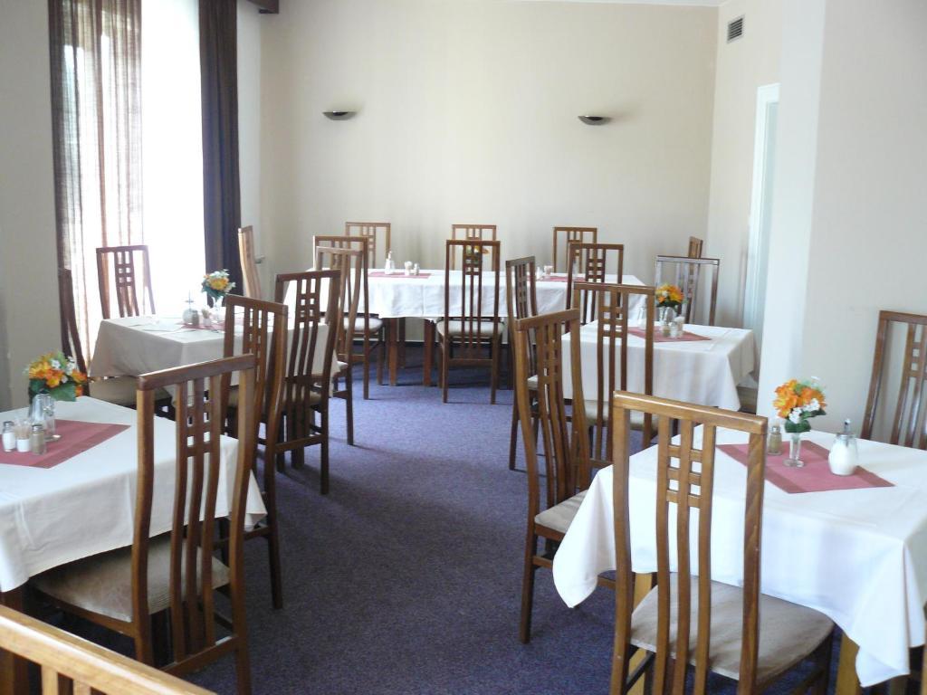 Hotel Bila Ruze Brno Ngoại thất bức ảnh