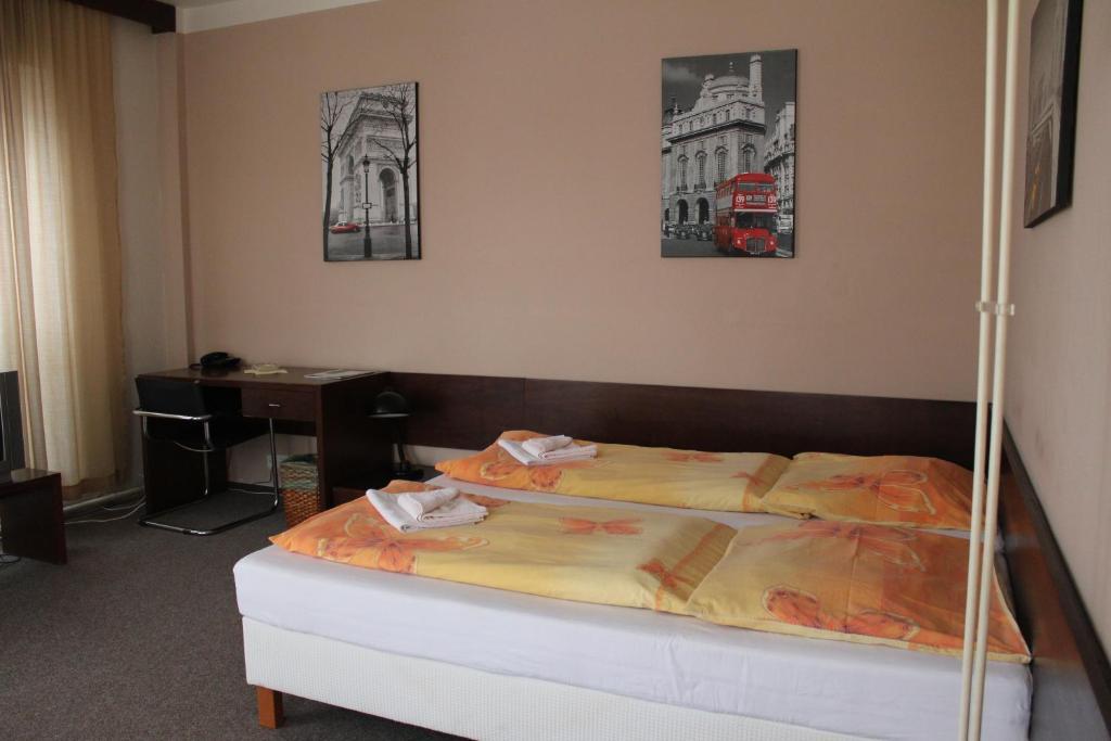 Hotel Bila Ruze Brno Ngoại thất bức ảnh