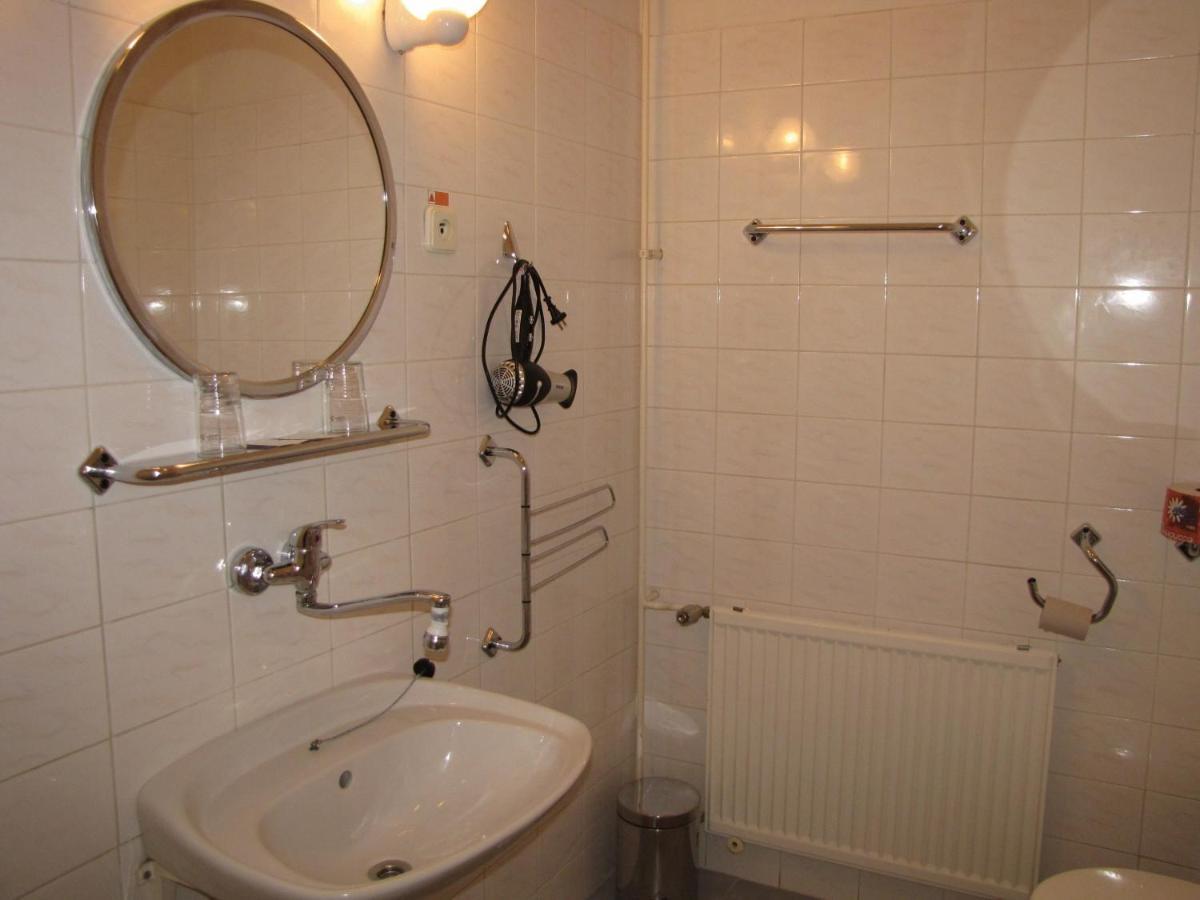 Hotel Bila Ruze Brno Ngoại thất bức ảnh